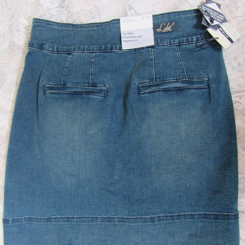 LOLA Jeans Asymmetrical Denim Blue Short Skirt sz.6. waist 29in, length 19in - Picture 4 of 5